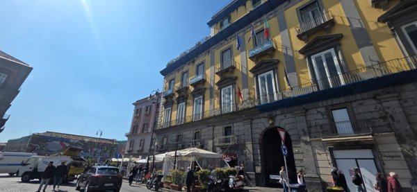 appartamento in vendita a Napoli in zona San Ferdinando