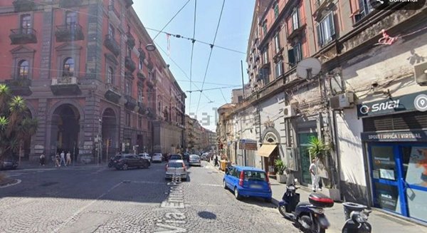 appartamento in vendita a Napoli in zona San Lorenzo