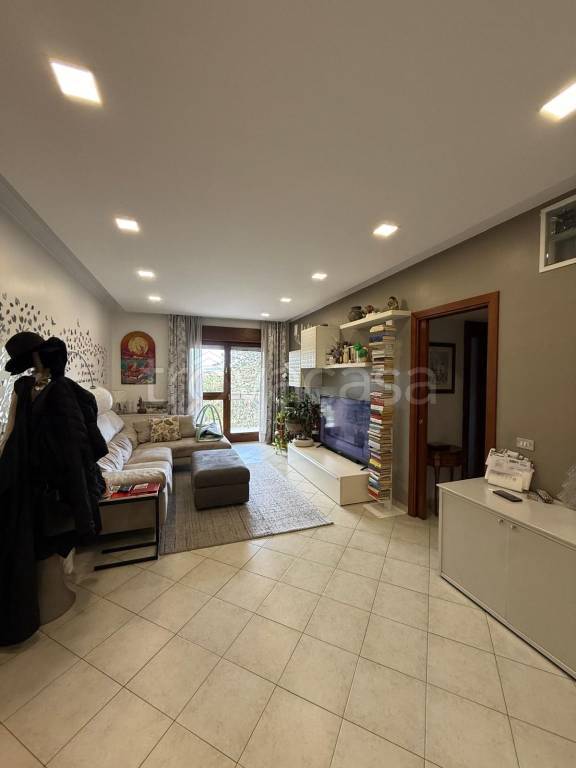 appartamento in vendita a Napoli in zona Soccavo