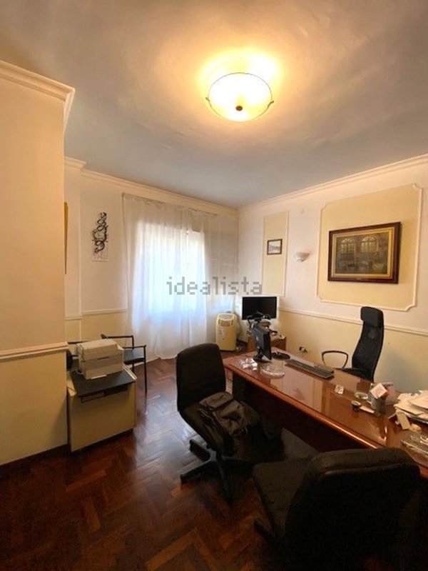 appartamento in vendita a Napoli in zona San Ferdinando