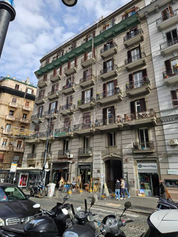 appartamento in vendita a Napoli in zona San Ferdinando