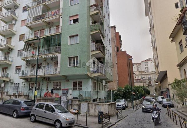 appartamento in vendita a Napoli in zona Arenella