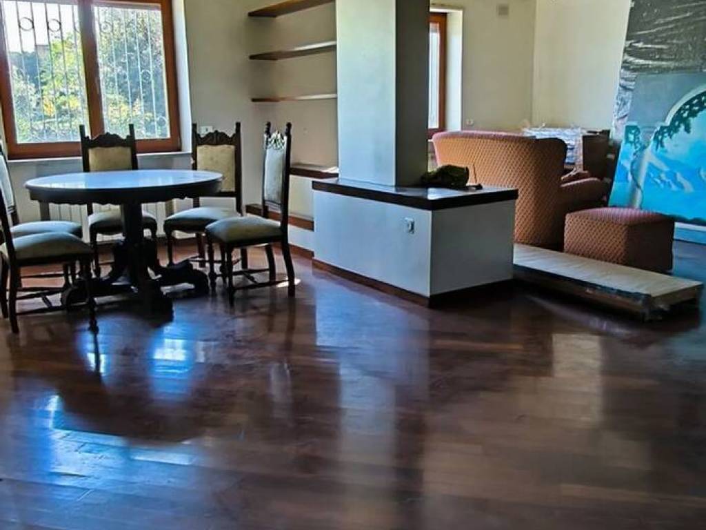 appartamento in vendita a Napoli in zona Capodimonte / Colli Aminei