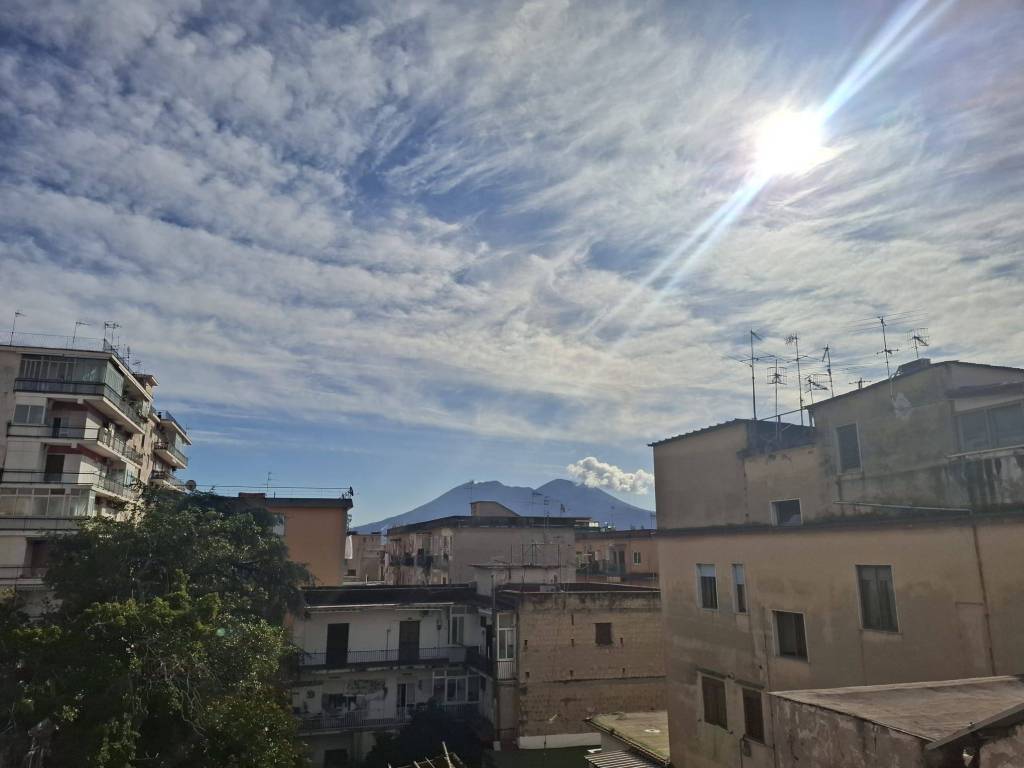 appartamento in vendita a Napoli in zona Poggioreale