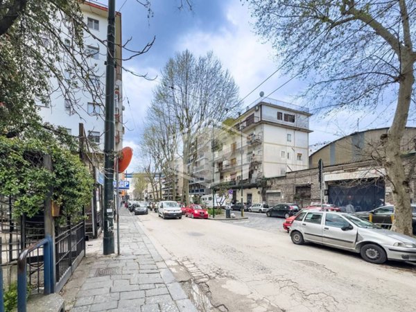 appartamento in vendita a Napoli in zona Chiaiano