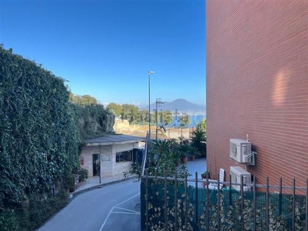 appartamento in vendita a Napoli in zona Posillipo