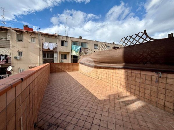 appartamento in vendita a Napoli in zona San Pietro a Patierno