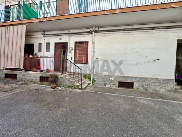 appartamento in vendita a Napoli in zona Piscinola