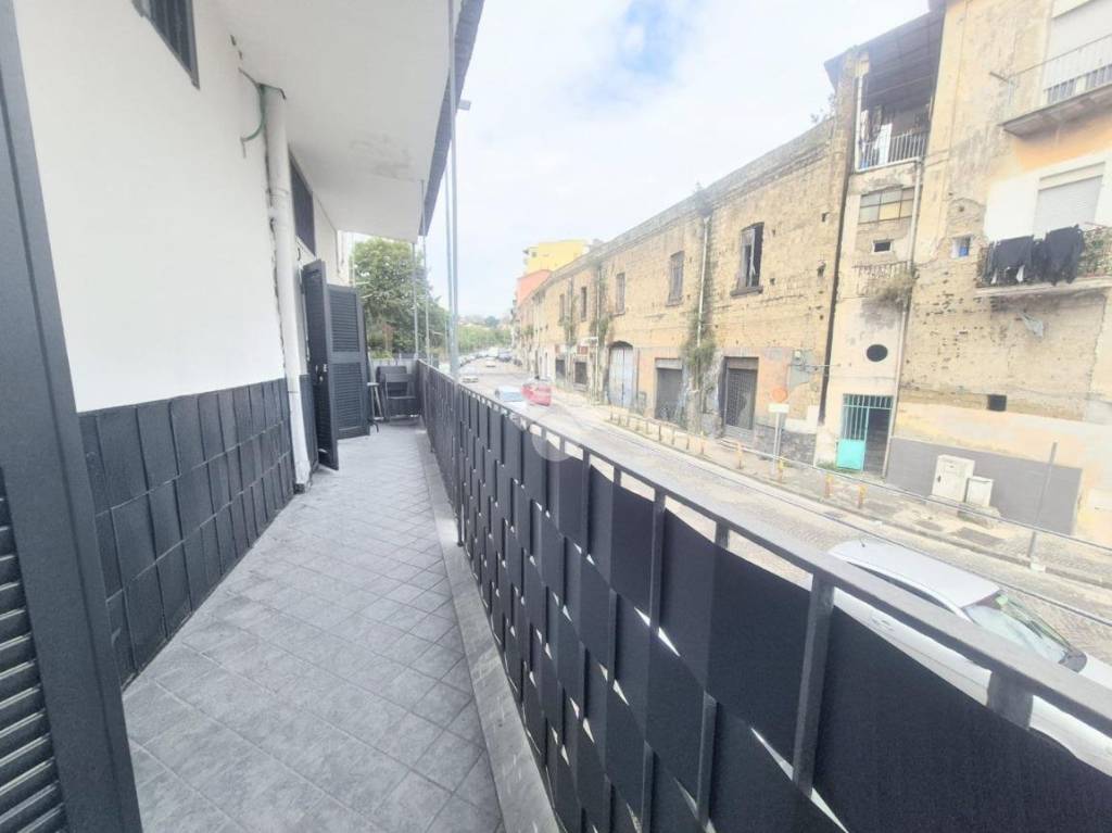 appartamento in vendita a Napoli in zona Poggioreale