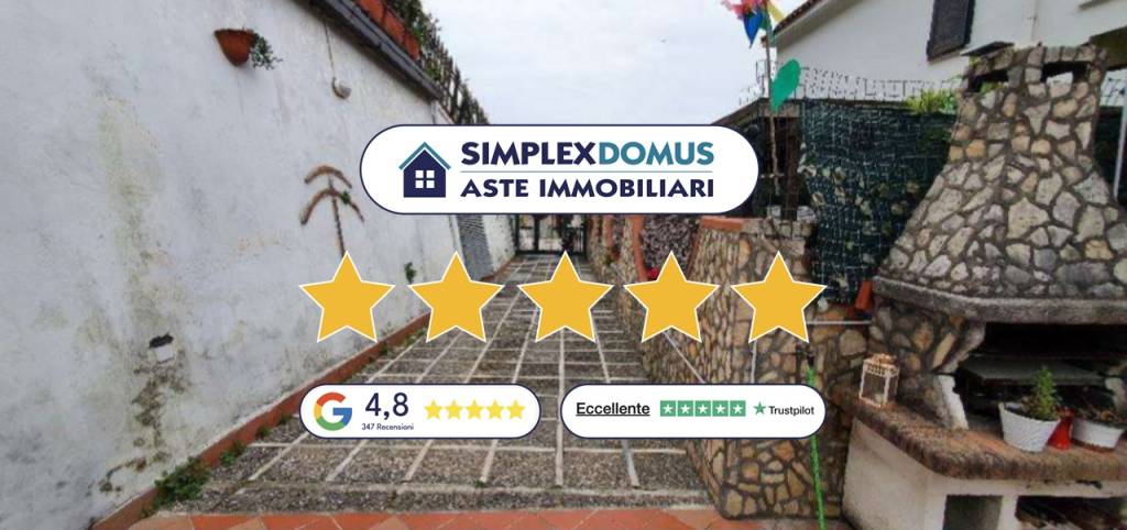 appartamento in vendita a Napoli in zona Bagnoli