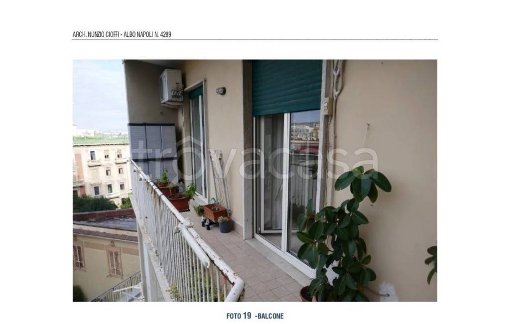 appartamento in vendita a Napoli in zona Vomero