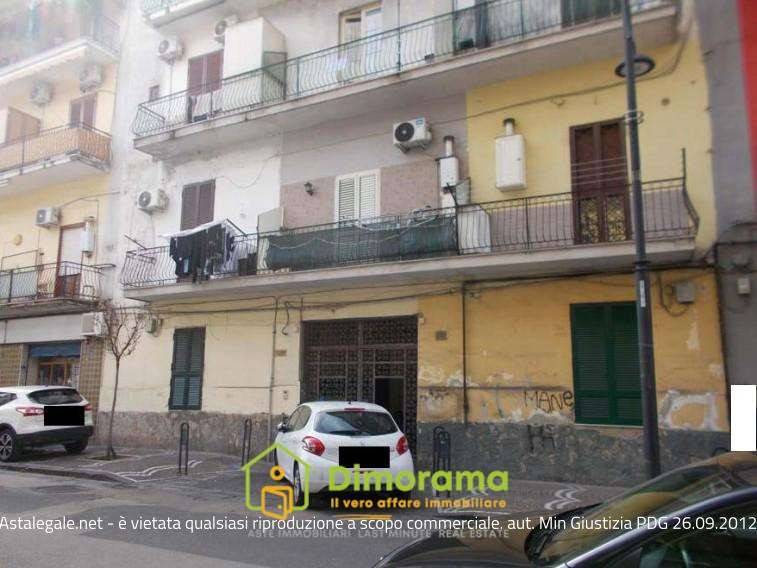 appartamento in vendita a Napoli in zona Barra