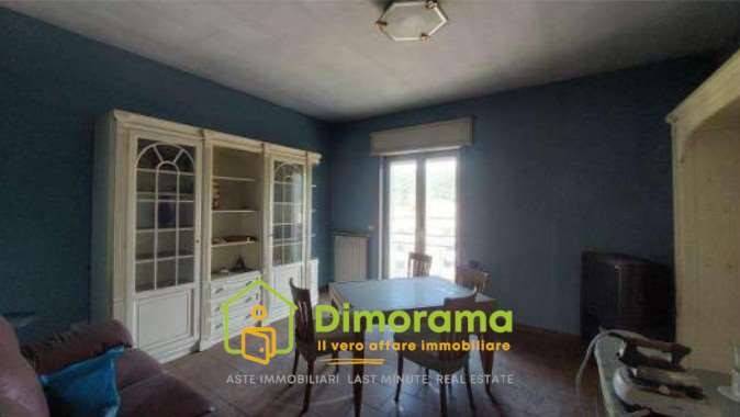 intera palazzina in vendita a Napoli in zona Pianura