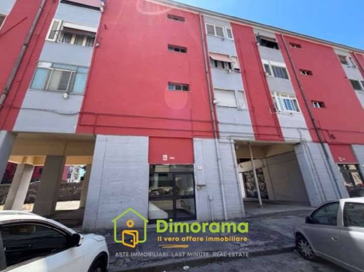 appartamento in vendita a Napoli in zona Fuorigrotta