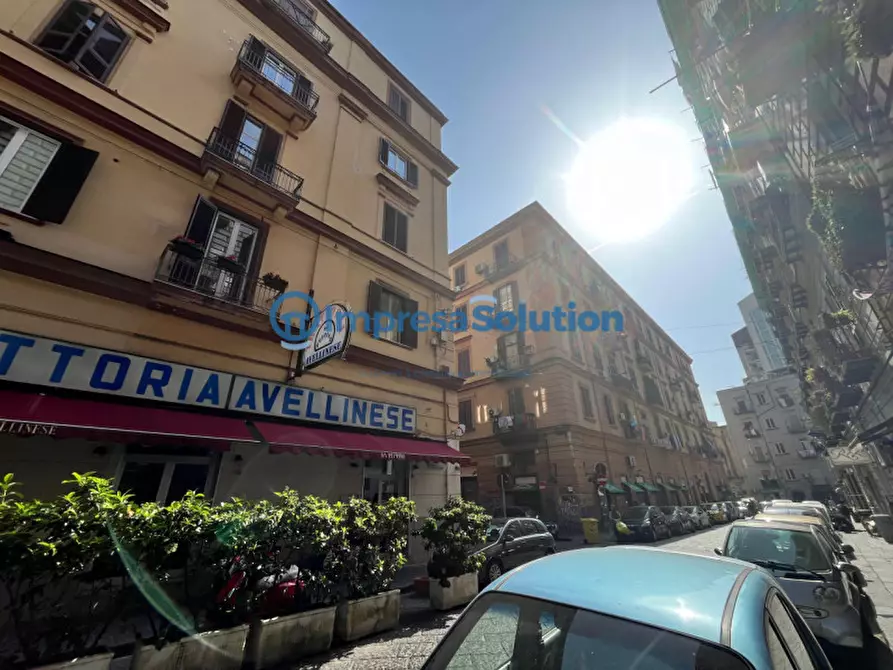 negozio in vendita a Napoli in zona Pendino / San Giuseppe
