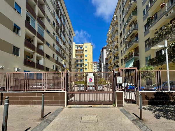 appartamento in vendita a Napoli in zona Vomero