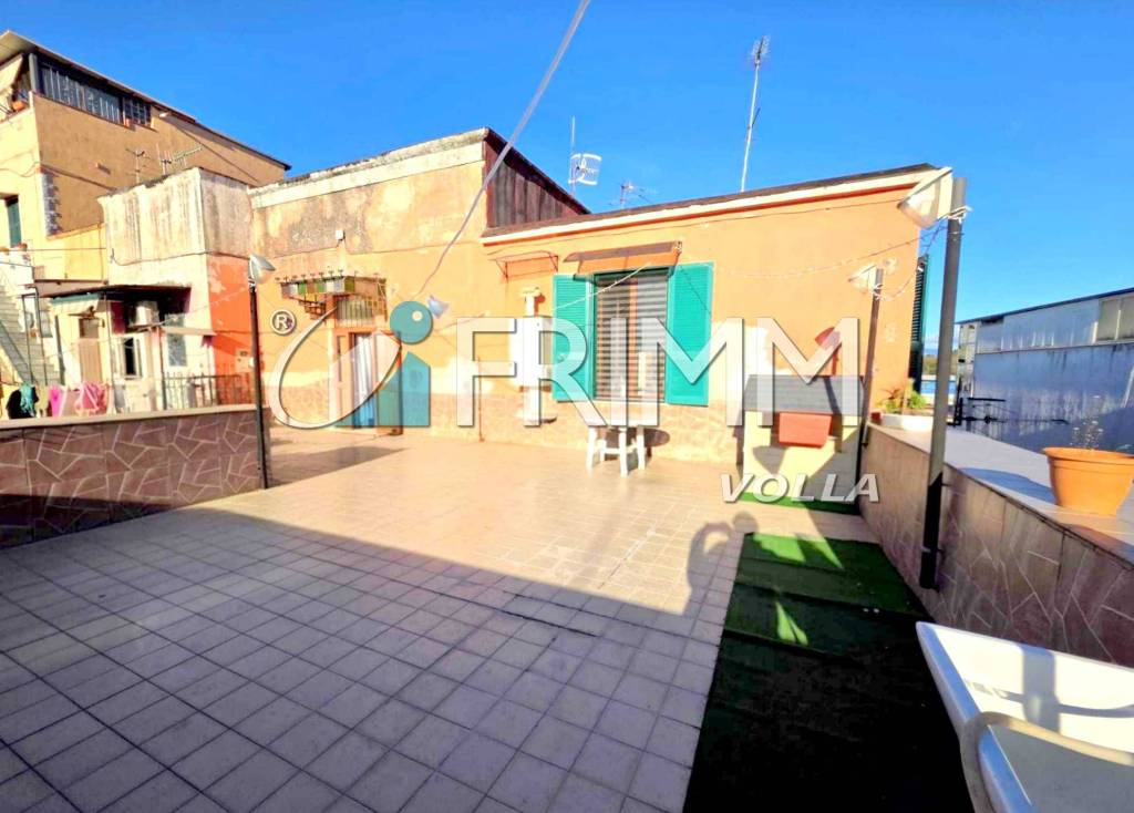 appartamento in vendita a Napoli in zona Ponticelli