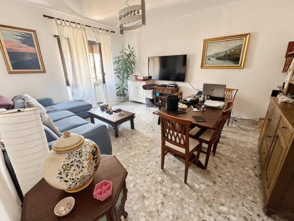 appartamento in vendita a Napoli in zona Vomero