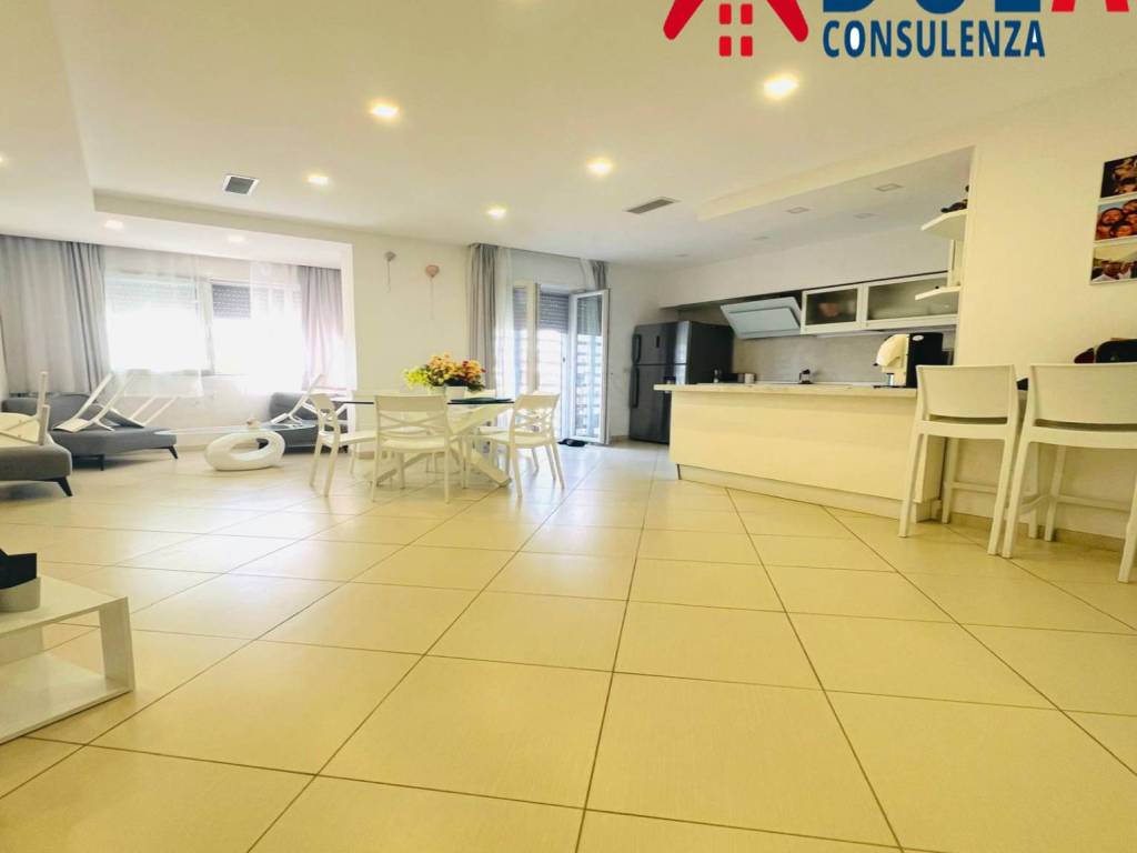 appartamento in vendita a Napoli in zona Pianura