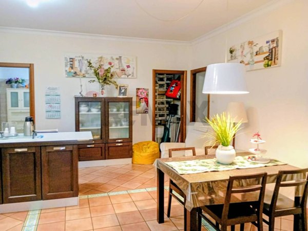 appartamento in vendita a Napoli in zona Stella