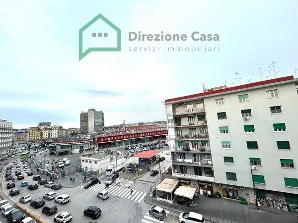 appartamento in vendita a Napoli in zona Mercato