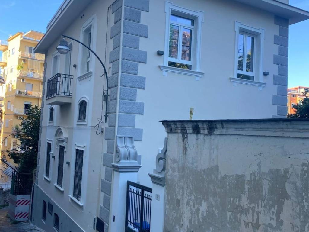appartamento in vendita a Napoli in zona Vomero