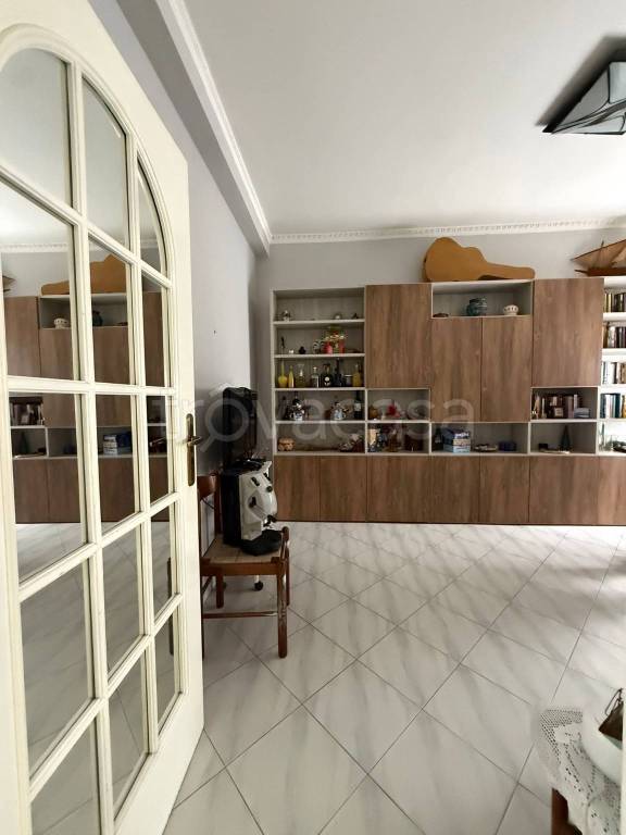 appartamento in vendita a Napoli in zona Pianura