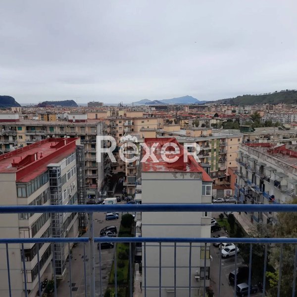 appartamento in vendita a Napoli in zona Fuorigrotta