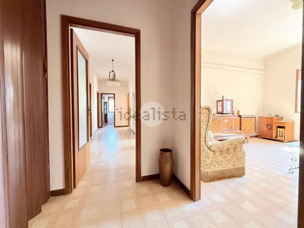 appartamento in vendita a Napoli in zona Poggioreale