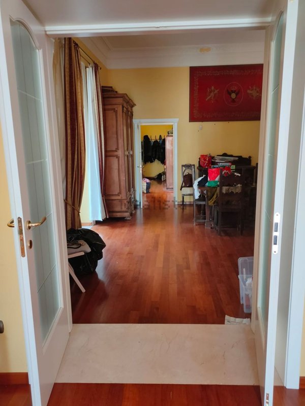 appartamento in vendita a Napoli in zona San Lorenzo