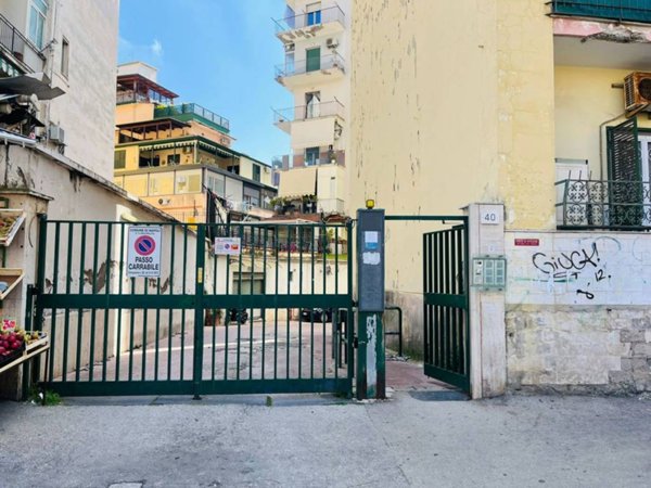 appartamento in vendita a Napoli in zona Fuorigrotta