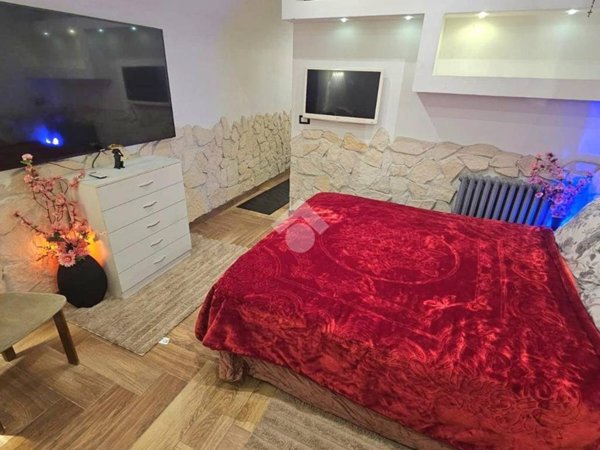 appartamento in vendita a Napoli in zona Bagnoli