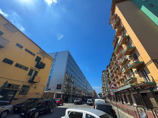 appartamento in vendita a Napoli in zona Bagnoli