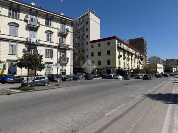 appartamento in vendita a Napoli in zona Fuorigrotta