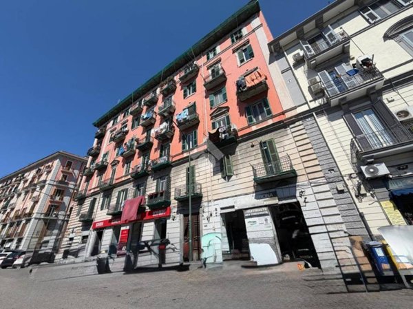 appartamento in vendita a Napoli in zona Fuorigrotta