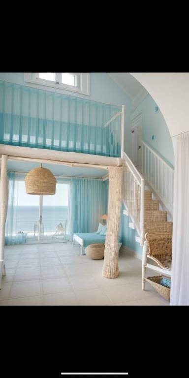 appartamento in vendita a Napoli in zona Chiaia