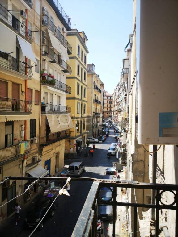appartamento in vendita a Napoli in zona Mercato