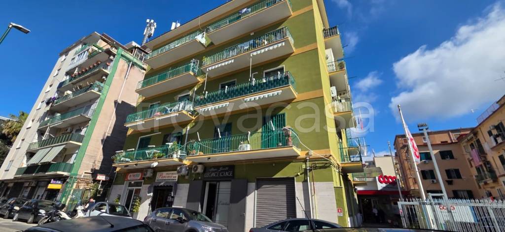 appartamento in vendita a Napoli in zona Bagnoli