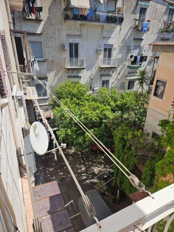 appartamento in vendita a Napoli in zona Pendino / San Giuseppe