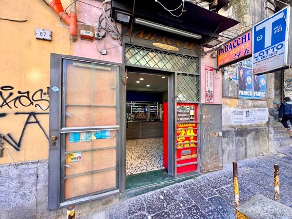 negozio in vendita a Napoli