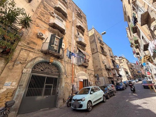 appartamento in vendita a Napoli
