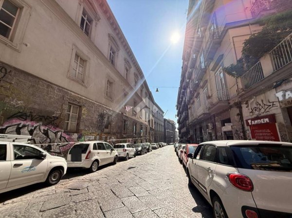negozio in vendita a Napoli