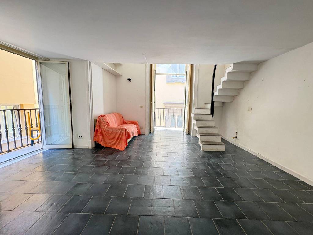 appartamento in vendita a Napoli