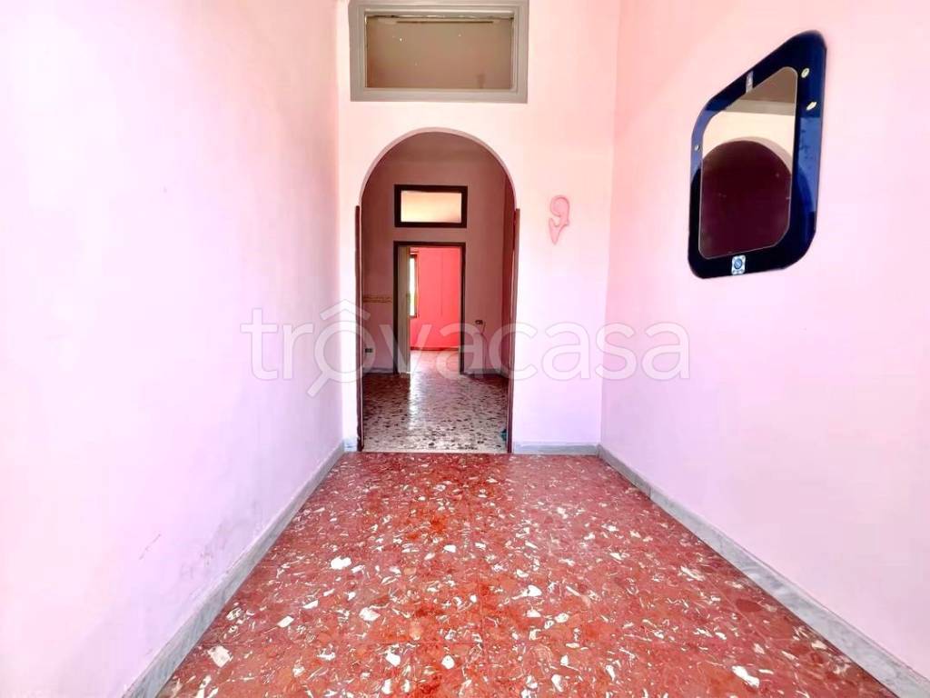 appartamento in vendita a Napoli in zona Bagnoli