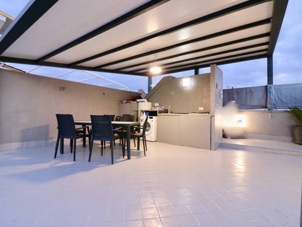 appartamento in vendita a Napoli in zona Secondigliano