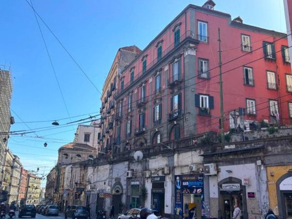 appartamento in vendita a Napoli in zona Avvocata