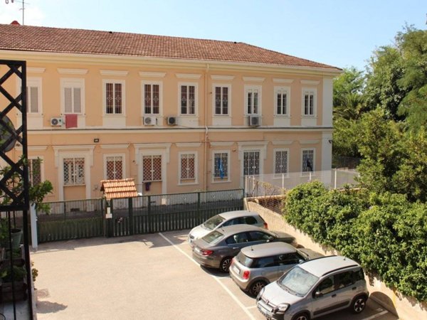 appartamento in vendita a Napoli in zona Fuorigrotta