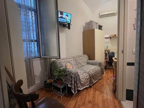 appartamento in vendita a Napoli in zona Vicaria