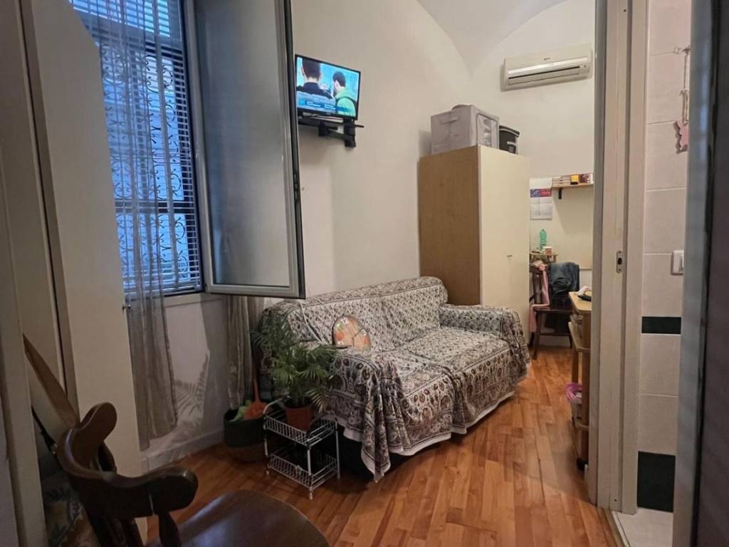 appartamento in vendita a Napoli in zona San Lorenzo
