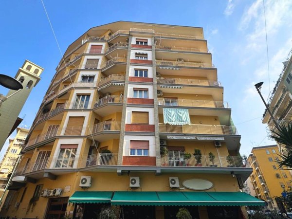 appartamento in vendita a Napoli in zona Arenella